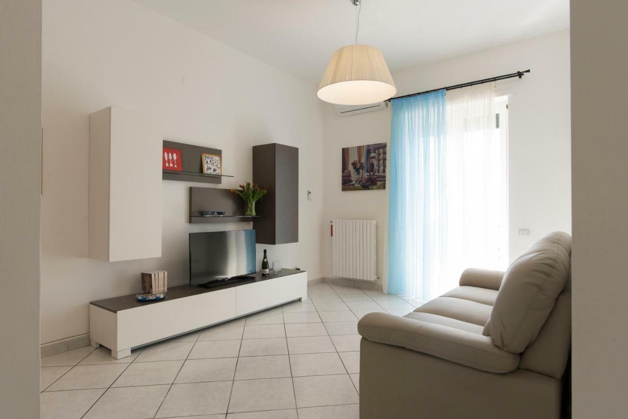 Mare Mia Apartment Salerno Luaran gambar